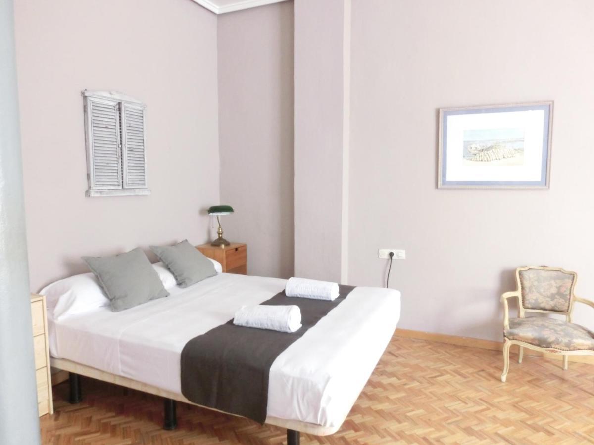 Total Valencia Bisbe Apartment ภายนอก รูปภาพ